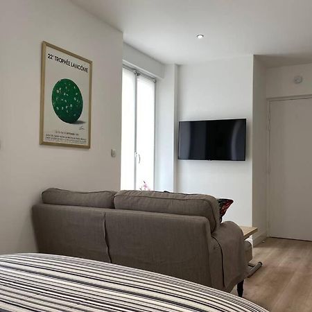 Studio 25M2 Avec Parking Prive - Lycee Roosevelt - Arena - Gare Reims Exteriör bild