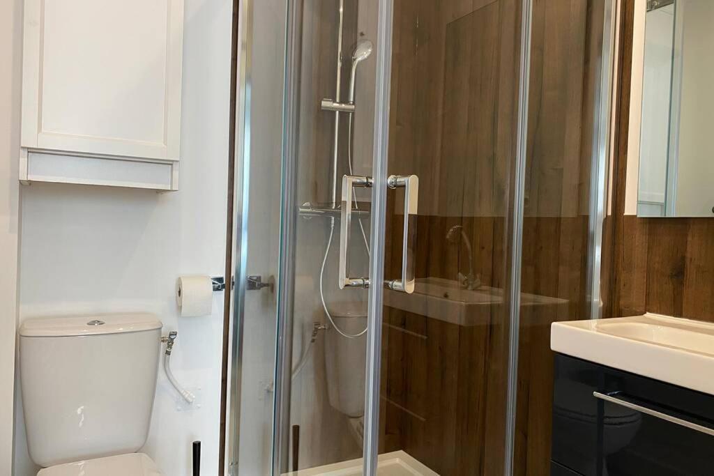 Studio 25M2 Avec Parking Prive - Lycee Roosevelt - Arena - Gare Reims Exteriör bild